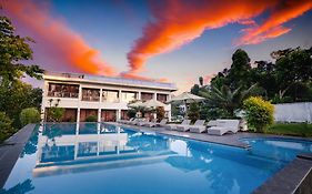 Nirvana Hotel Tetebatu